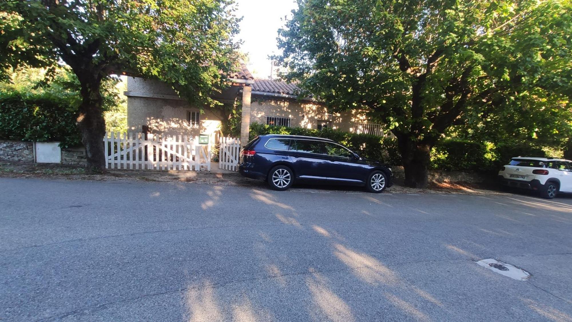La Clairiere Villa Pierrelongue Eksteriør billede