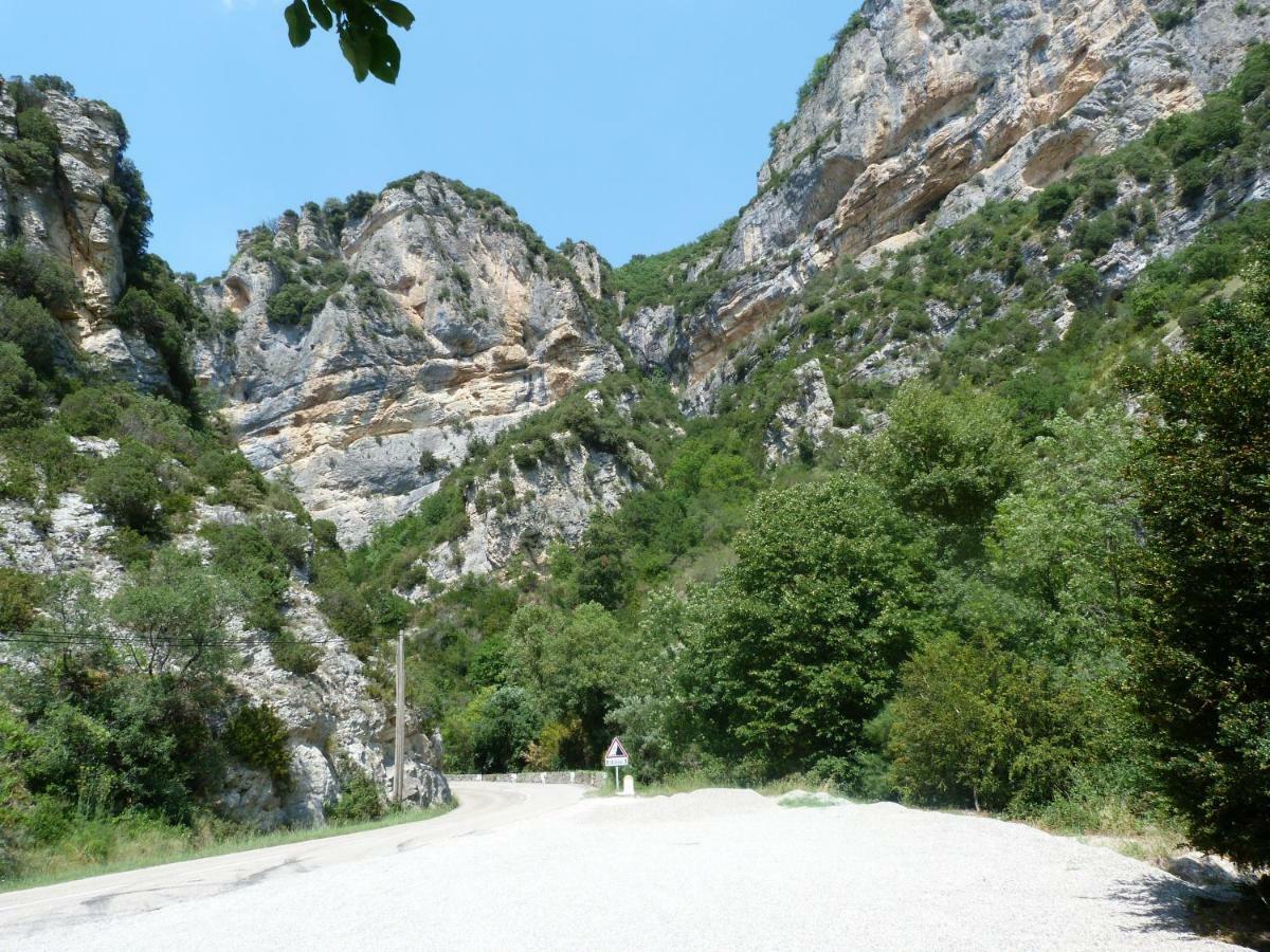 La Clairiere Villa Pierrelongue Eksteriør billede